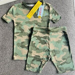 Cat & Jack Green Camouflage Short Sleeve Tee